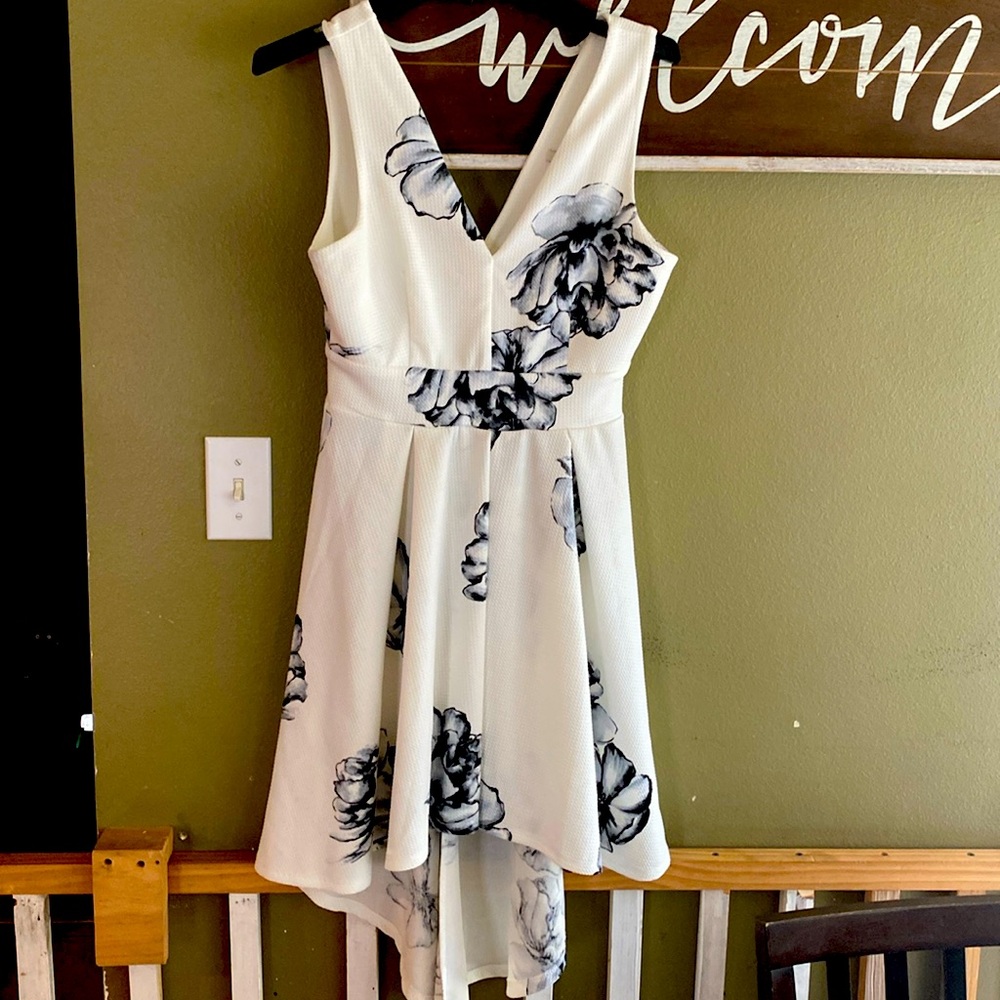 Hi-lo dress